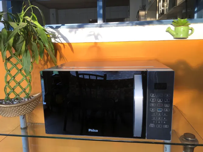 Microondas !!! MUITO NOVO !!! Philco 28 litros