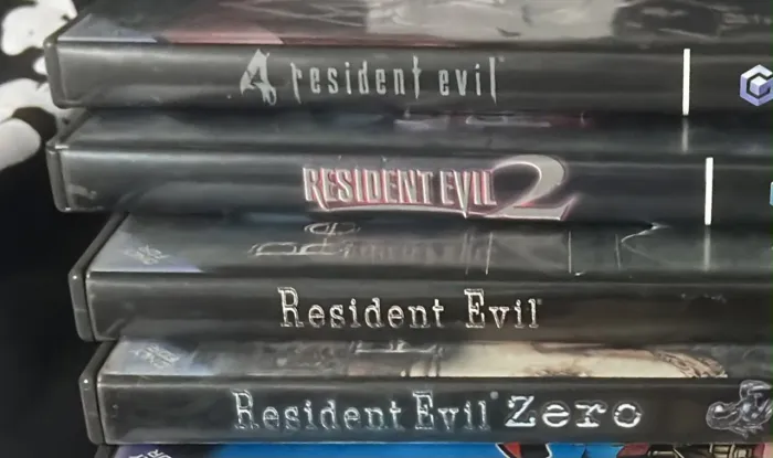 Coleção resident evil GameCube (0,1,2 e 4)