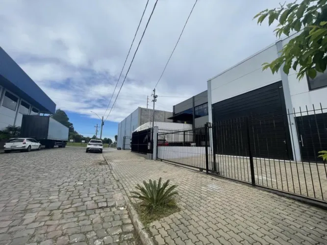 Pavilhão / Depósito 6699