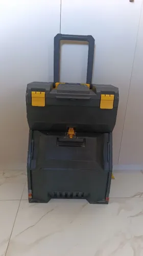 Caixa de ferramentas com rodas Stanley 