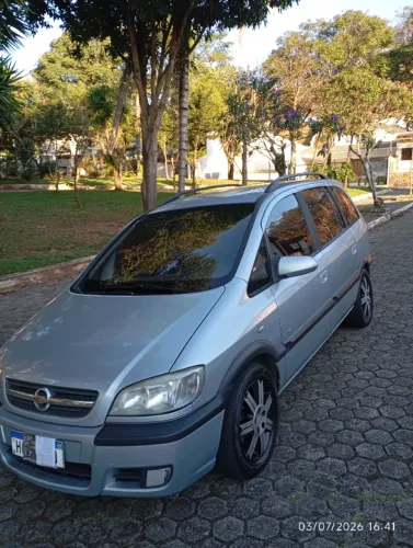 Chevrolet Zafira Elite 2.0 MPFI Flexpower 8V AUT 2011