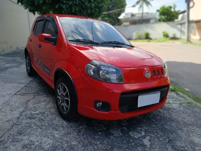 Fiat Uno Sporting 1.4 EVO Fire Flex 8V 4P 2012