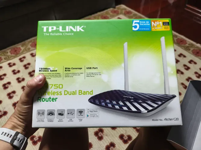 Roteador TP-Link Archer C20 AC750 novo