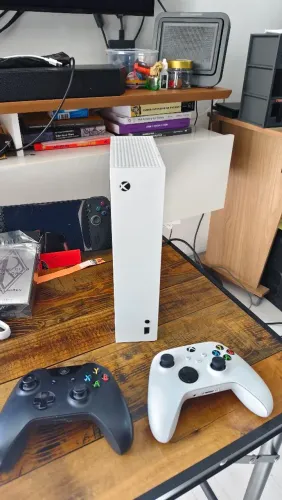 Xbox séries S 2 controles