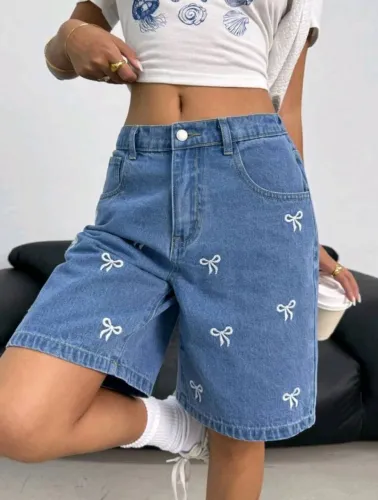 Bermuda Jeans Feminina Jorts Laços Bordados Azul Tamanho M SHEIN