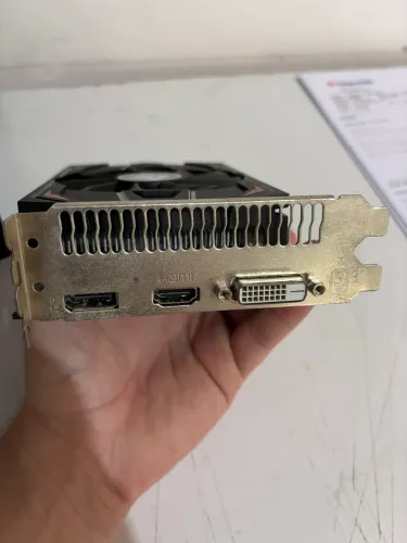 Placa de vídeo rx 550 4 gigas