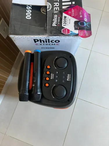 Caixa de som amplificada 