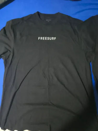 Camiseta preta freesurf G1 parece GG