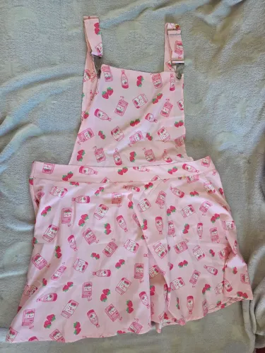 Salopete kawaii shein romwe strawberry milk