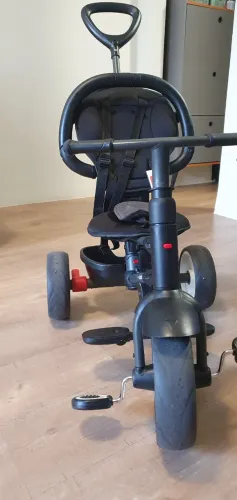 Carrinho de Passeio e Pedal Kiddo Triciclo Evolution Preto