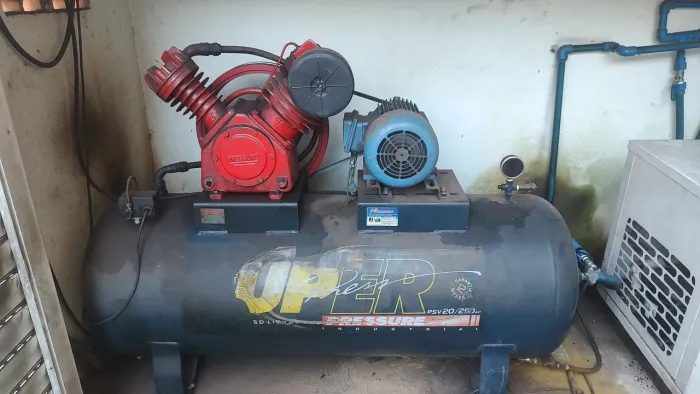 Compressor de Ar PRESSURE 20 Pés