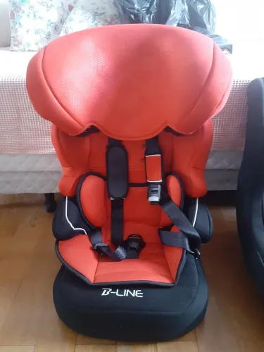 Cadeirinha de bebê (B-line, Nania)