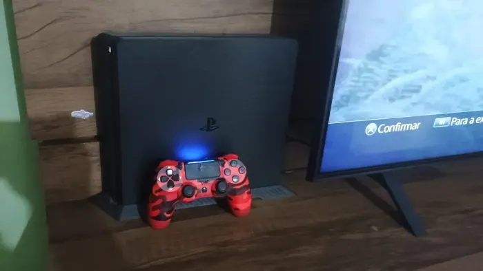 PS4 Slim 1TB Desbloqueado (Firmware 11.00) - Seminovíssimo!