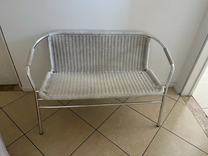 Cadeira de alumínio / fibra 
