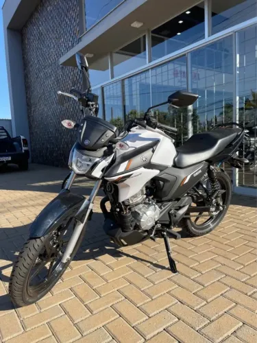Titan 160 da Yamaha Factor 150 Flex **Entrada R$0,00**