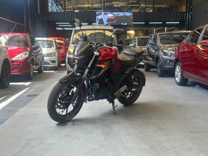 FZ25 só 13MIL km