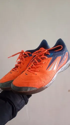 Chuteira futsal umbro