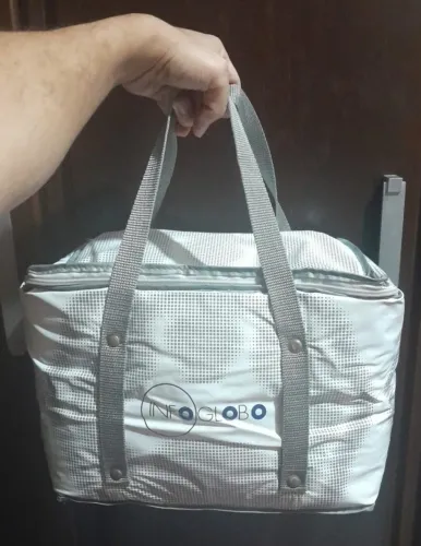 Bolsa Térmica Com Alças De Mão - Infoglobo / Perdigão