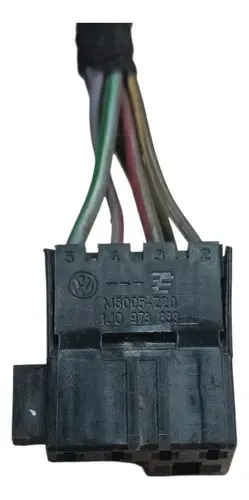 Plug Conector Chicote Tampa Porta Malas Vw Fox 2008 2014