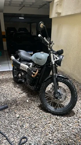 Triumph Scrambler 900cc 2022