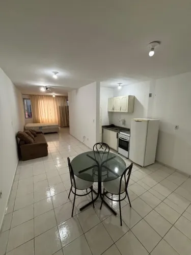 ALUGA-SE kitnet - Kobrasol. Direto com proprietário.