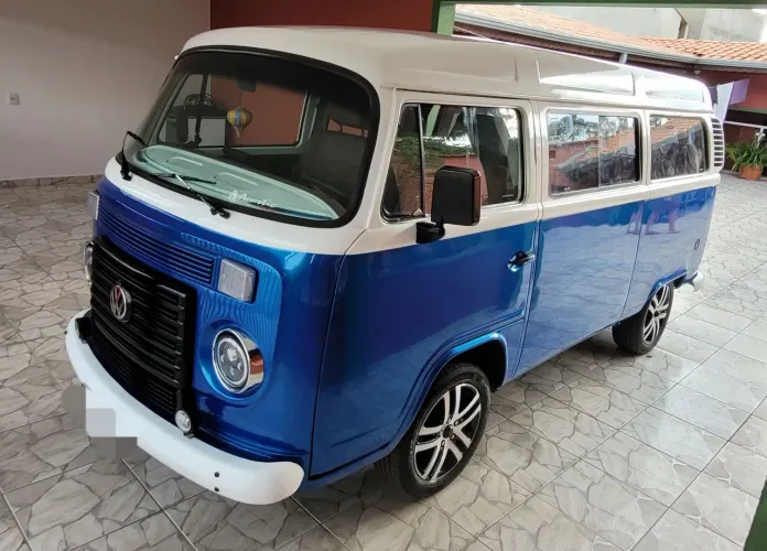 Volkswagen Kombi Standard 1.4 MI Total Flex 8V 2012