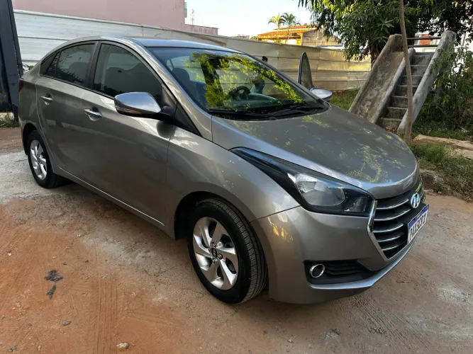 Hyundai HB20S C.plus/c.style 1.6 Flex 16V Mec.4p 2017