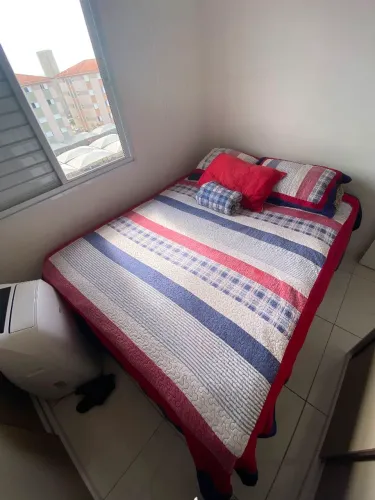 Cama Queen Size - Colchão e Box 