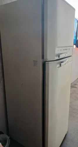 Vendo geladeira