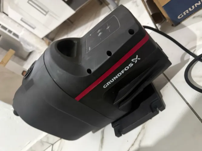 Bomba Pressurizadora Scala1 5-25 Monofásica 0,57Cv Grundfos