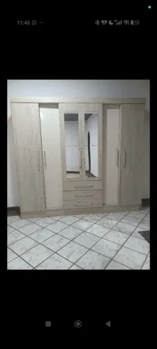 Guarda-roupa Casal 6 Portas com Espelho