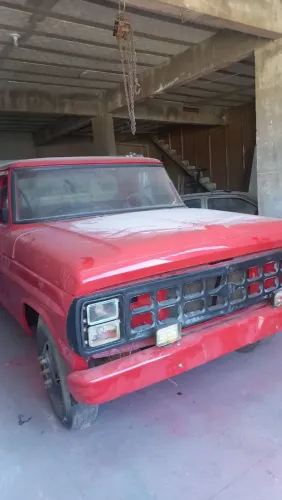VENDO FORT 350  ANO 1973 COM PINTURA RECEM FEITA NO PONTO DE TRABALHA 