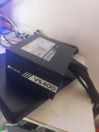 Fonte Corsair 400W + SSD SATA 240GB Kigstoon
