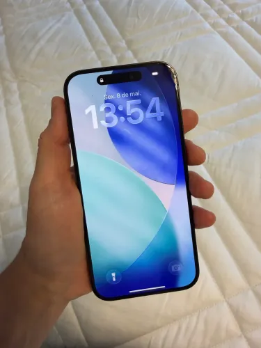 iPhone 15 pro em ótimo estado