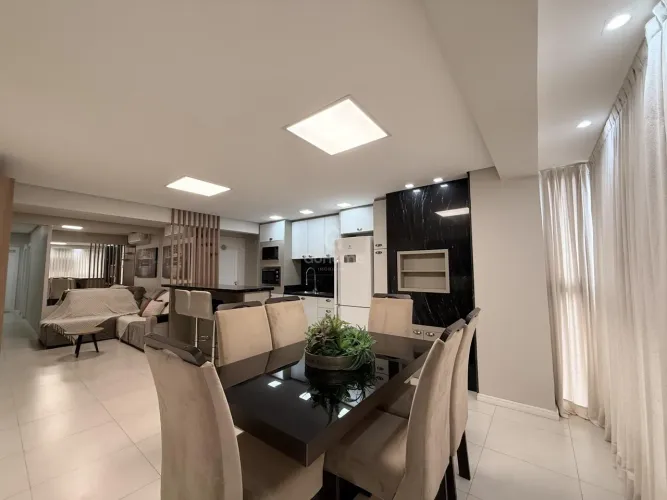 Apartamento Mobiliado com 3 Suítes no Bairro Passo dos Fortes, Chapecó, SC