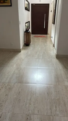 Porcelanato delta 70x70