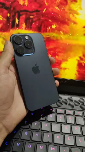 iPhone 15 Pro - 128GB com Garantia