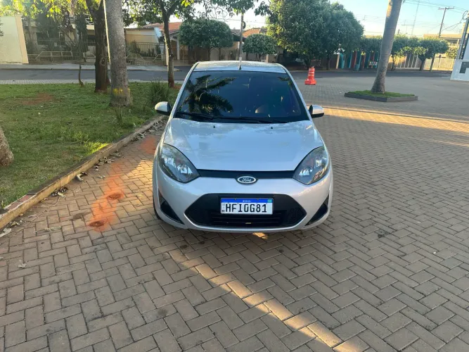 Ford Fiesta 1.0 8V Flex/class 1.0 8V Flex 5P 2012