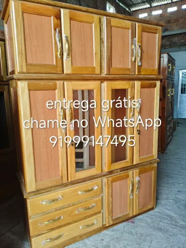 Roupeiro de casal 4 portas espelhado.