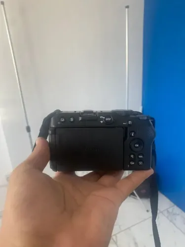 NIKON Z30 + NIKKOR 28mm f/2.8 ORIGINAL - R$ 5.000 ( PRA VENDER HOJE )