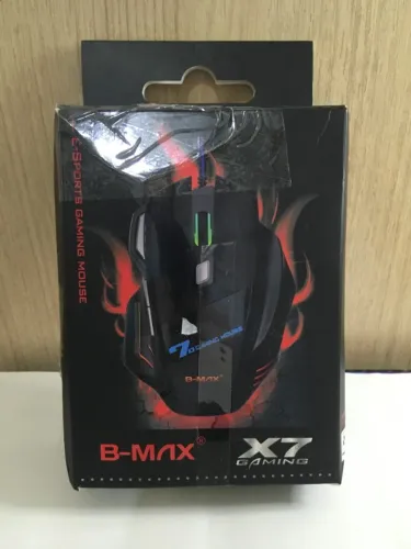 Mouse Gamer B-Max X7 com Fio e Teclado Gamer Semi-Mecânico RGB com Fio