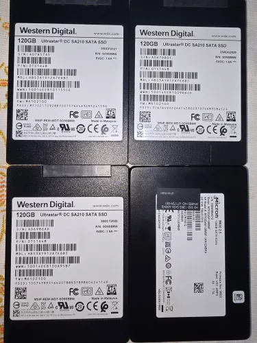 Kit com 4 SSDs 120GB SATA Enterprise - Western Digital Ultrastar e Micron