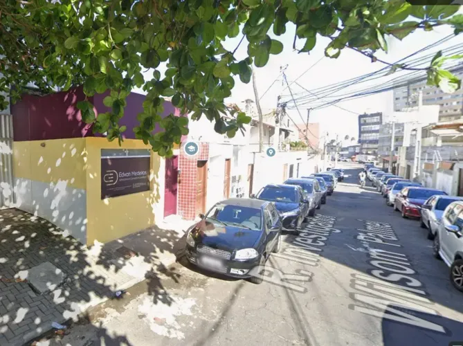 Frente de rua, Loja, Clínica, Escritório, Oportunidade, outras opções - Salvador - BA