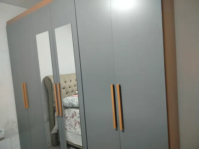 Vendo Guarda Roupa de Casal