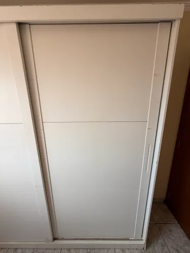 Guarda-Roupa Branco Duas Portas