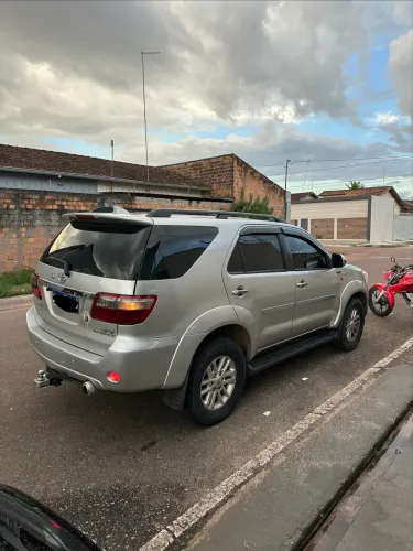 Toyota Hilux SW4 SRV D4-d 4X4 3.0 TDI Dies. AUT 2011