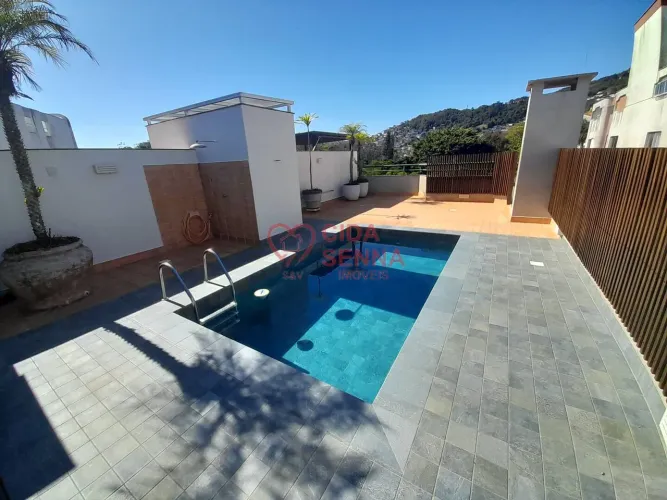 PROX AO MAC DONALDS - DUPLEX - REFORMADA - PISCINA - 2 VAGAS