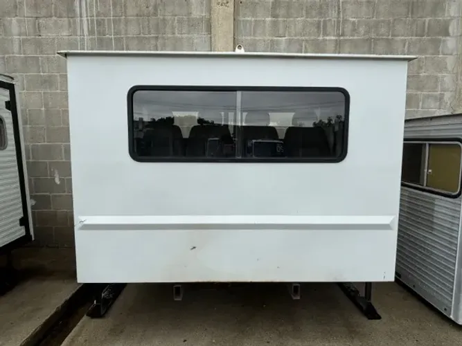 Cabine Auxiliar ARR 4 Lugares 