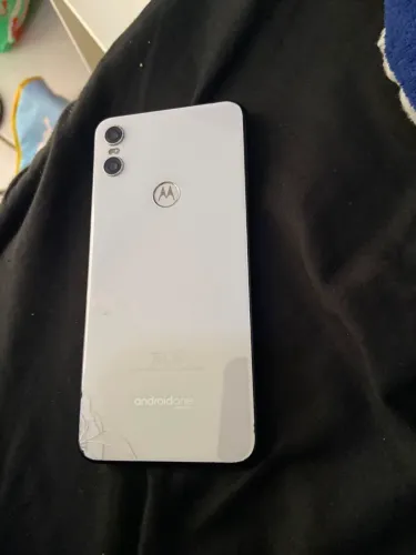 Moto one
