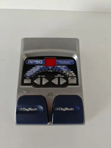 Pedal para baixo digitech rp 50
